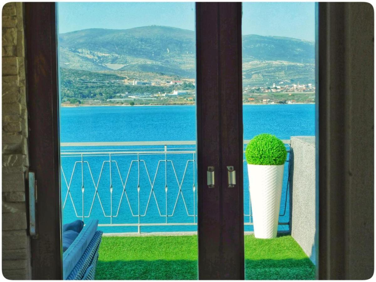 Littlevenice Appartme 50M From Sea Trogir Eksteriør billede