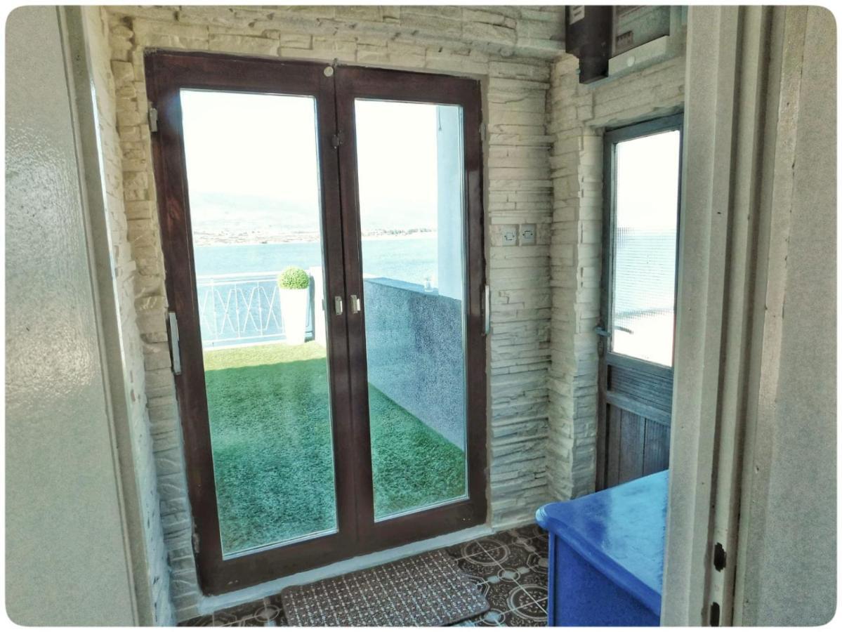 Littlevenice Appartme 50M From Sea Trogir Eksteriør billede
